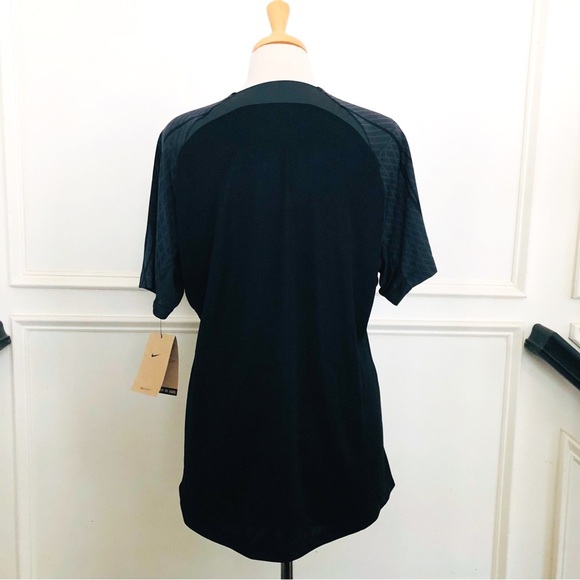 Nike Dri-FIT Strike Short Sleeve Soccer Shirt Black Size XL NWT - Picture 4 of 11